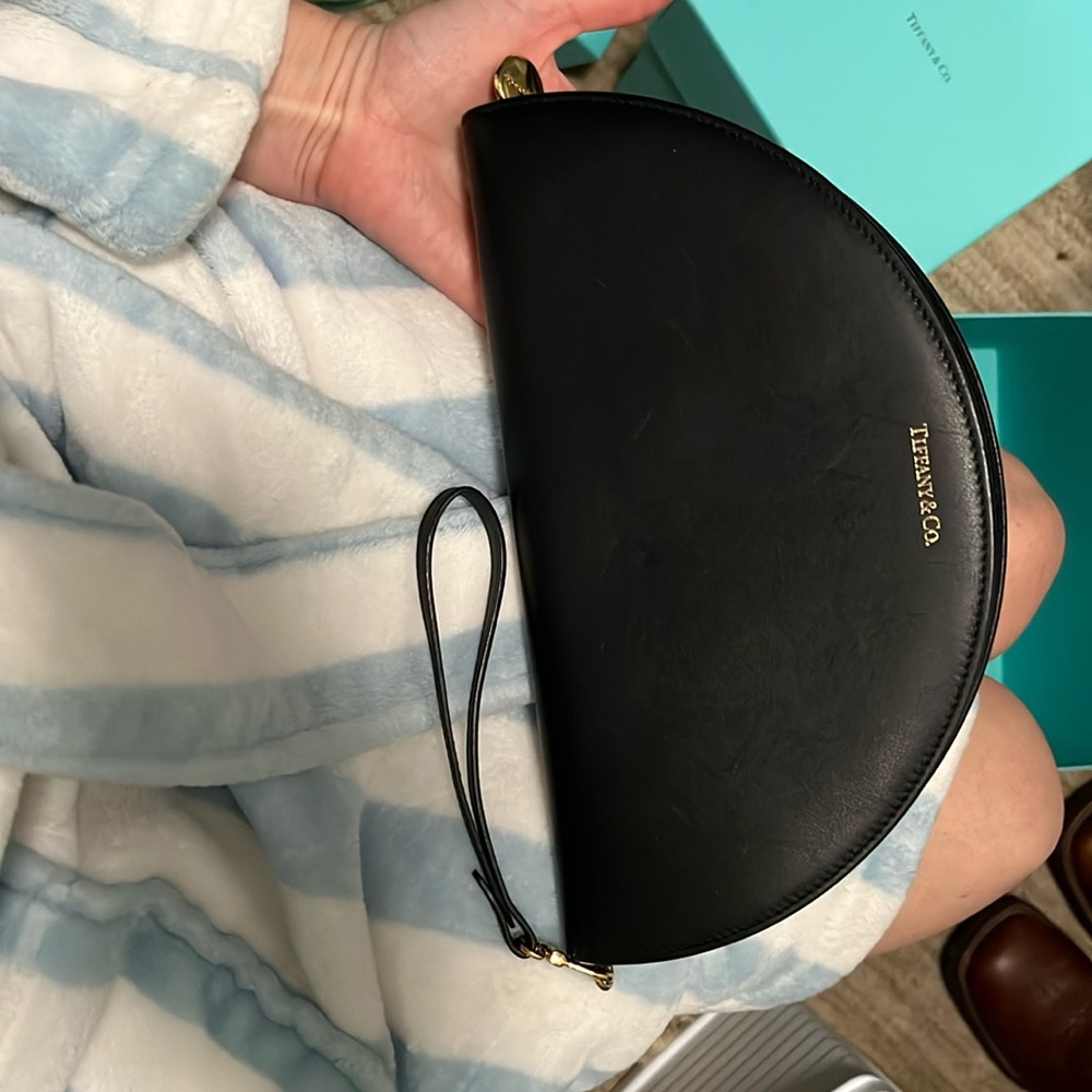 π€© 2 Tiffany & Co Half Moon Wallets π€© - Picture 6 of 14